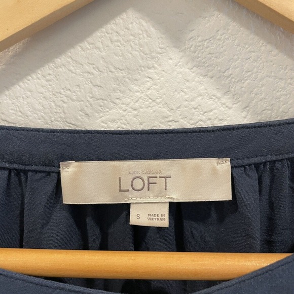 Ann Taylor LOFT Blouse Womens Small Arm Cutout Blue Long Sleeve - Picture 3 of 11